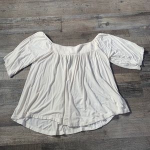 White AE soft & sexy Blouse